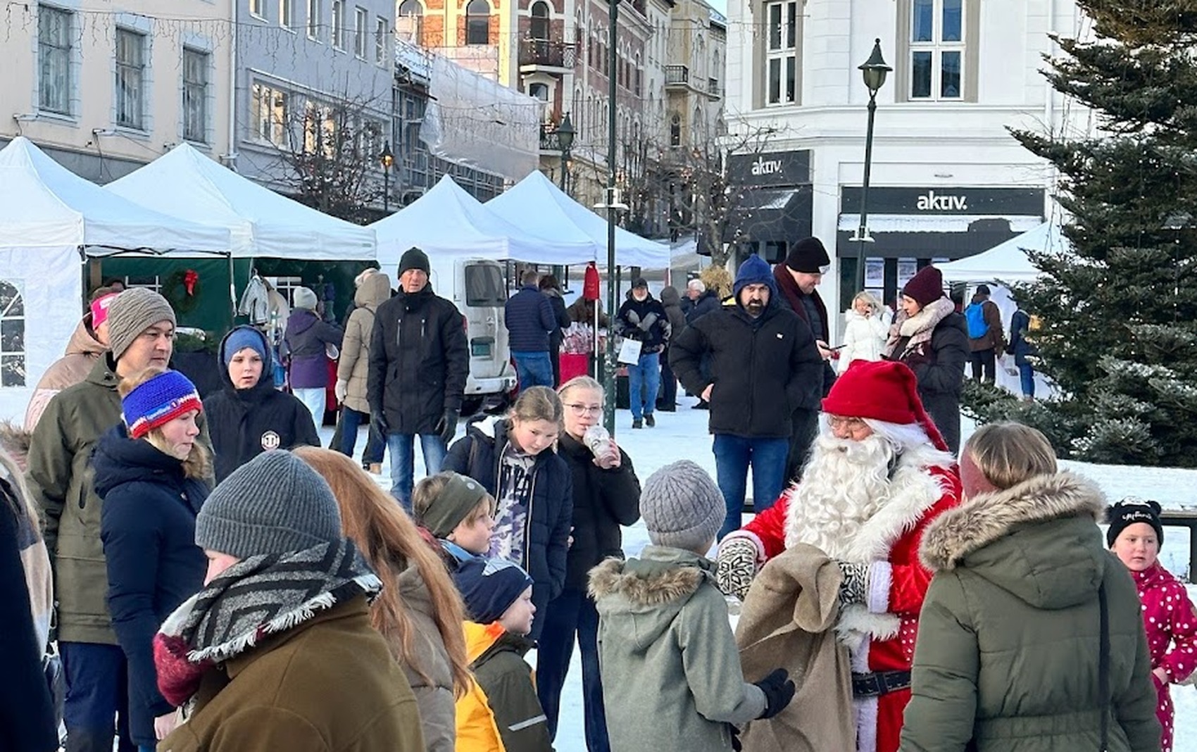 Bli med å skap julemagi i Hønefoss
