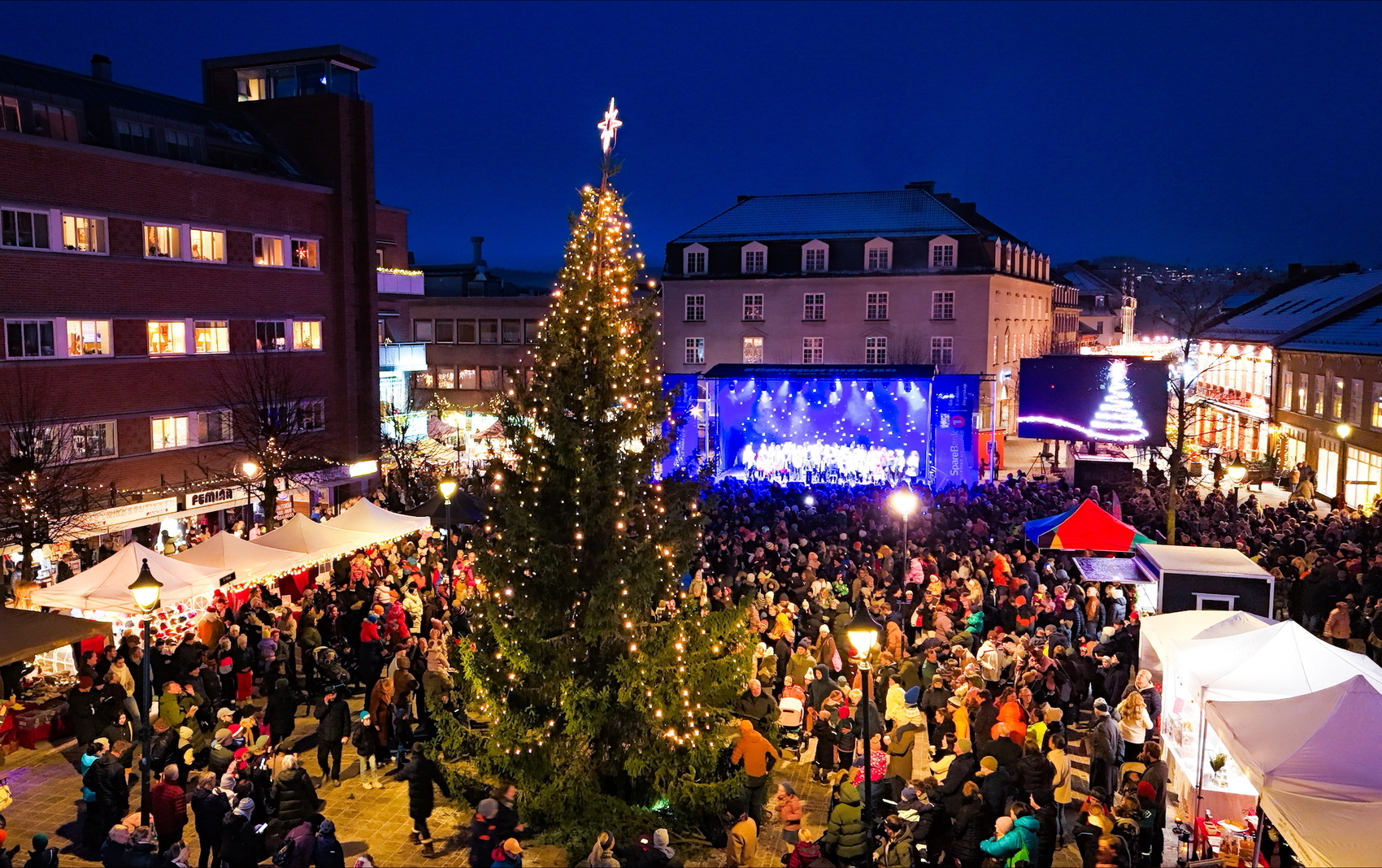 Nå åpner vi påmeldingen til årets julemarked i Hønefoss!